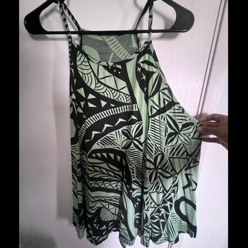 Missing Polynesia - Taimane top in Pistachio